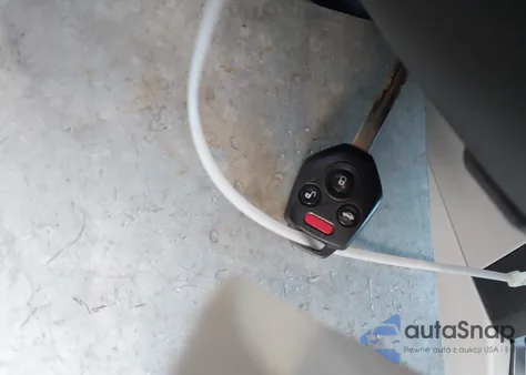 2010 Subaru Legacy 2.5I Premium z USA, uszkodzony, nr VIN 4S3BMCC63A3223213